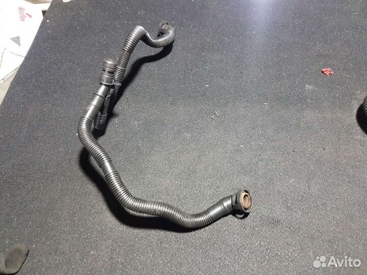 Трубка вентиляции газов audi a6 c6 3.2 auk