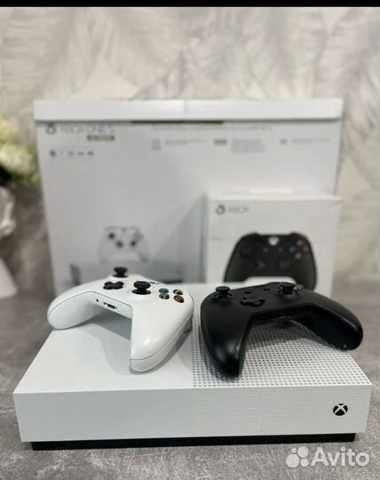 Xbox One s 2 геймпада 1tb