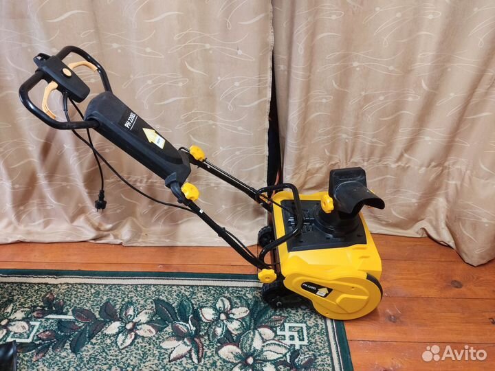 Снегоуборщик