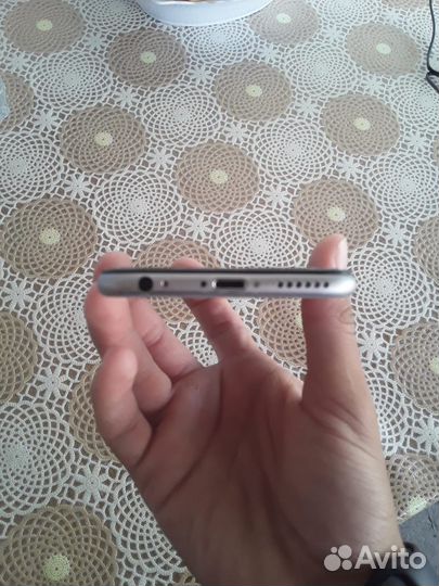 Телефон iPhone 6 32гб