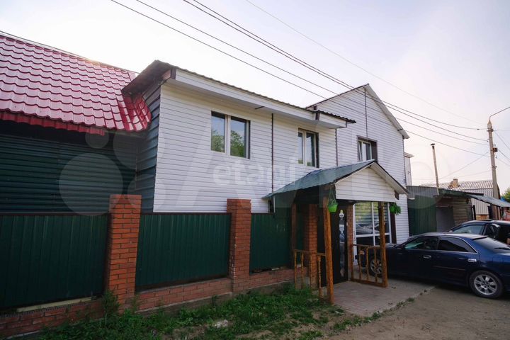 Дом 296 м² на участке 7,7 сот.