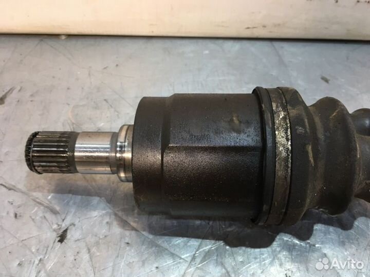 Привод, полуось передний правый Honda Civic Ferio