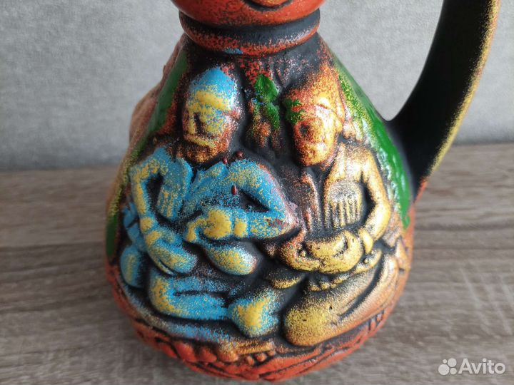 Глиняная бутылка