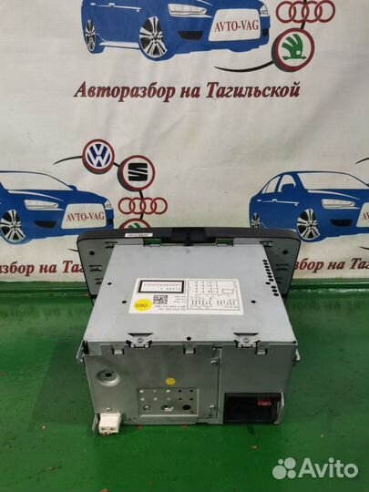 Магнитола Skoda Superb 2 3T0035161