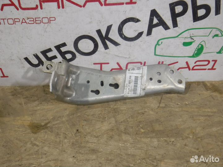 Кронштейн нижнего усилителя левый BMW X1 F48 2015+