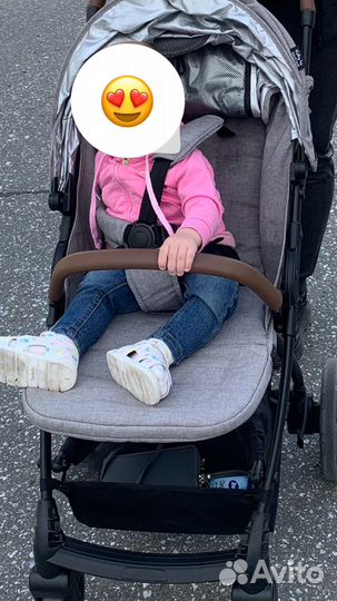 Прогулочная коляска