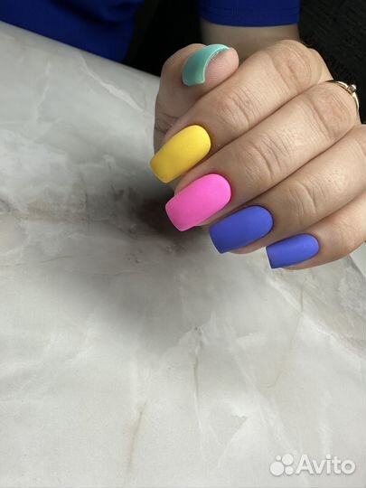 Маникюр гель лак