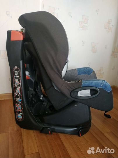 Детское автокресло Maxi Cosi axiss