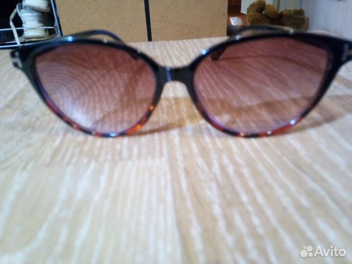 Солнцезащитные очки