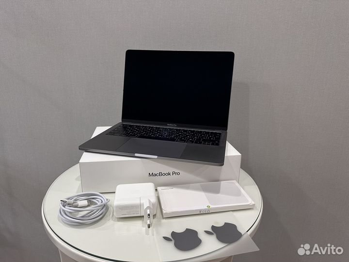 Macbook pro 13 2017 256 Gb SpaceGray