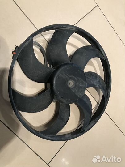 Вентилятор радиатора большой range rover evoque