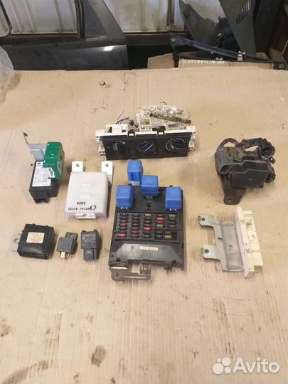 Блок предохранителей реле ниссан алмера n15