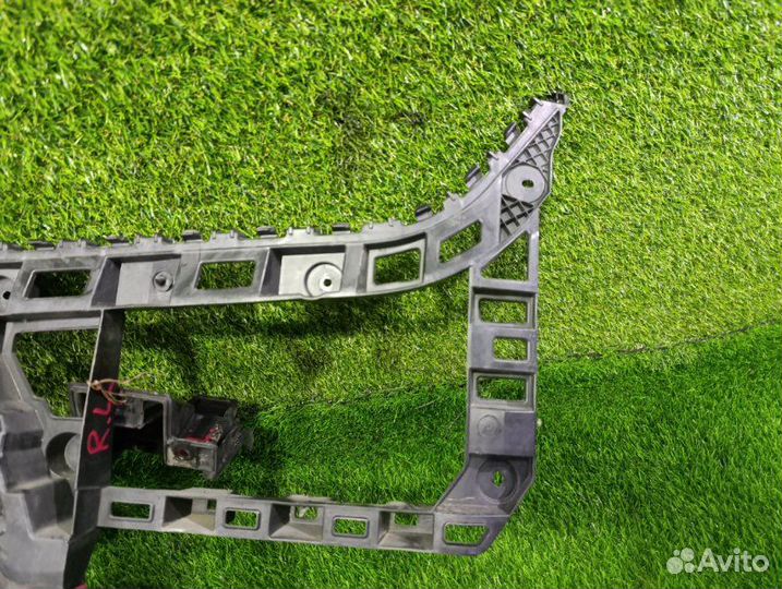 Крепление бампера заднее левое Volkswagen Jetta