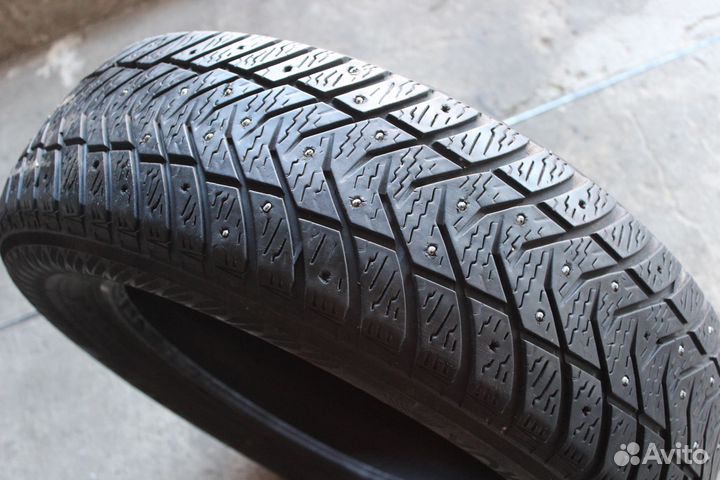 Yokohama Ice Guard IG65 215/65 R17 103T