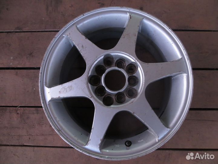 Литой диск r15 5x100 toyota