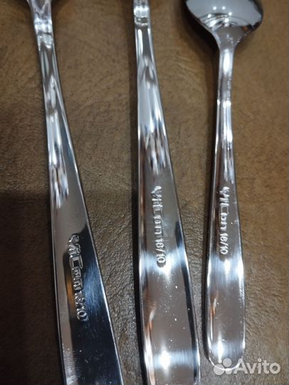 Набор столовых приборов новый(18пр.)сталь18/10
