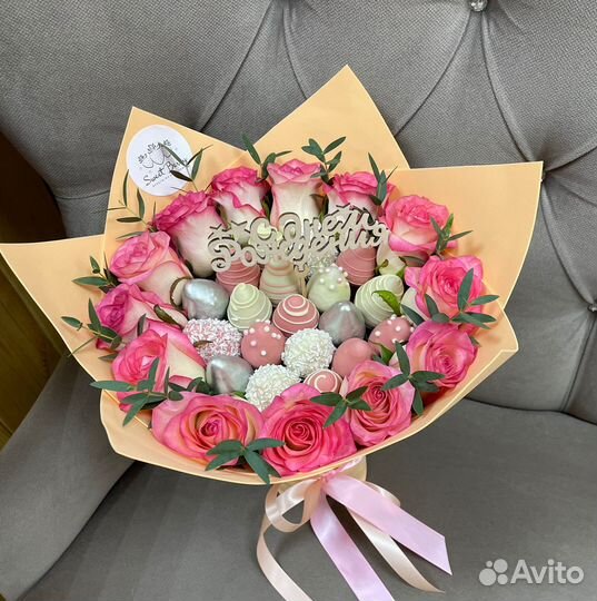 Клубника в шоколаде букеты Москва (20)