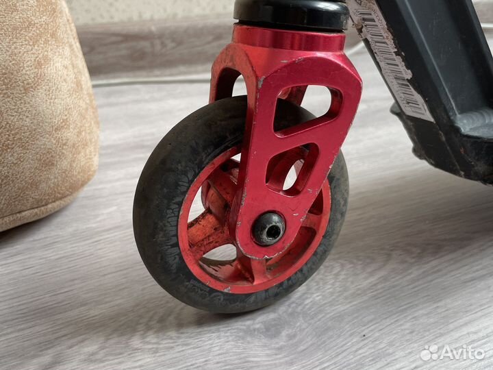 Трюковой самокат oxelo