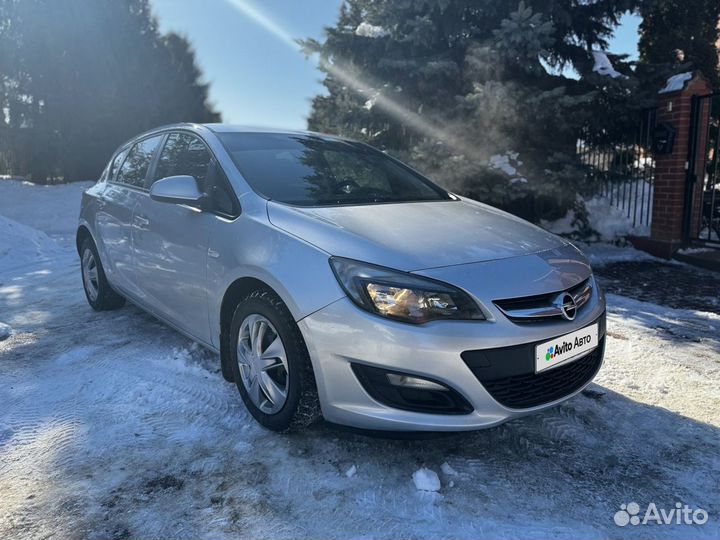 Opel Astra 1.6 МТ, 2013, 139 000 км