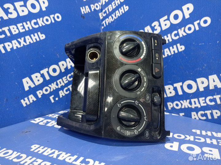 Блок управления печкой Geely Mk седан MR479QA 2011