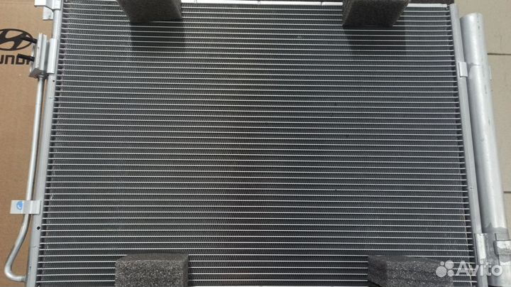 Радиатор кондиционера Солярис. Новый. Оригинал