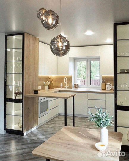 Кухня на заказ / Кухонный гарнитур