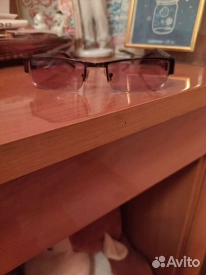 Солнцезащитные очки