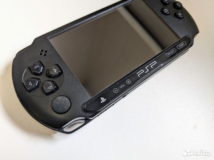 Sony PSP e1008 32gb + 40 игр