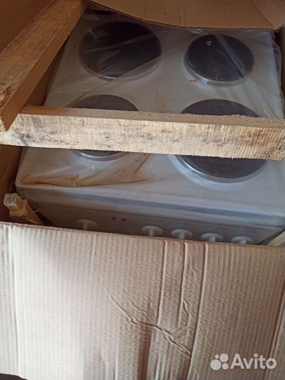 Электроплита с духовкой новая