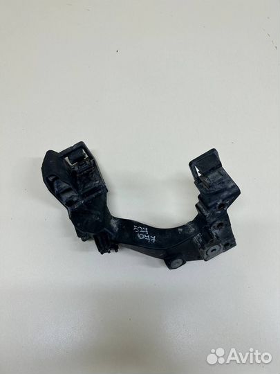 Кронштейн фар правый Kia Ceed JD 2012-2018