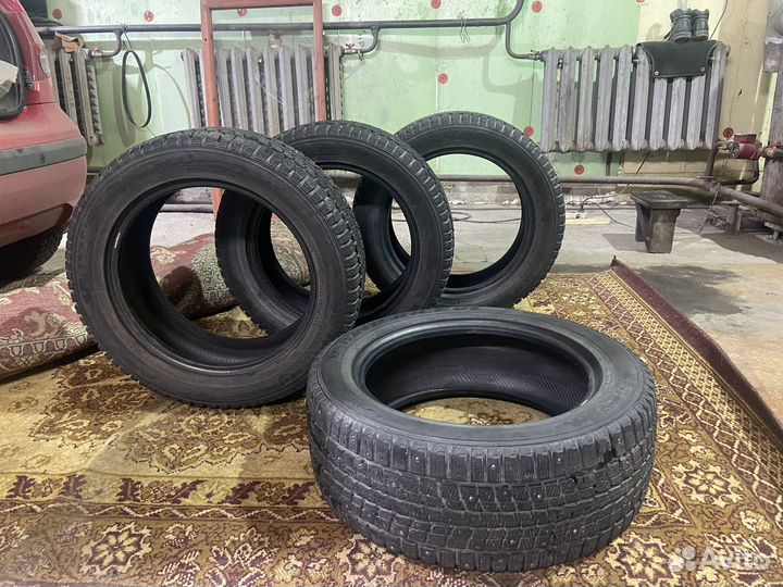 Dunlop SP Winter Ice 01 205/55 R16 94T