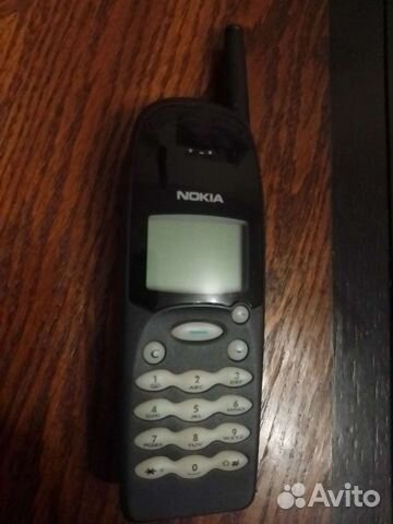 Телефон Nokia 640