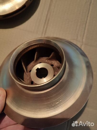 Крыльчатка, рабочее колесо насосамат. бронза. Б.У