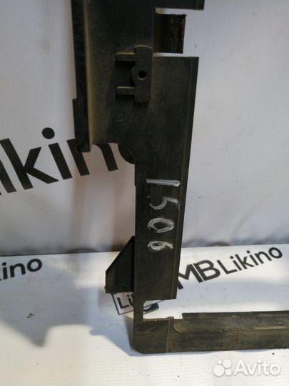 Рамка радиатора кондиционера Mercedes S-Class W221