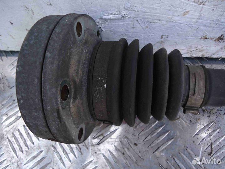 Полуось задняя правая Audi Q7 4L 7L8501201