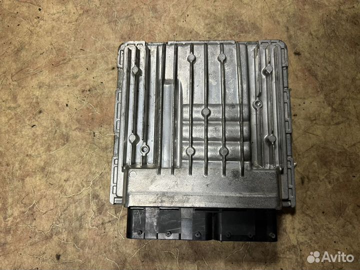 Блок управления двигателем BMW E60