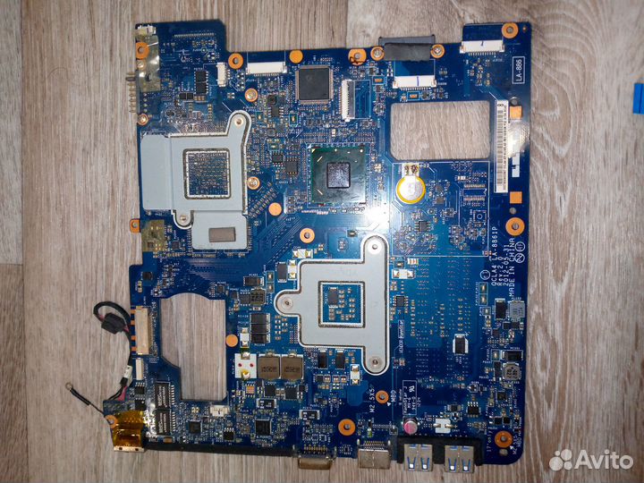 Ноутбук Samsung NP350V5C (разбор)