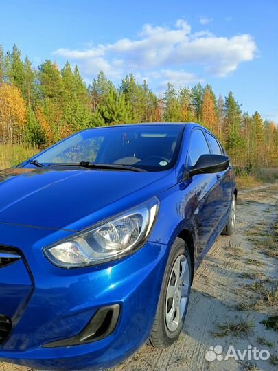 Hyundai Solaris 1.4 AT, 2011, 65 000 км