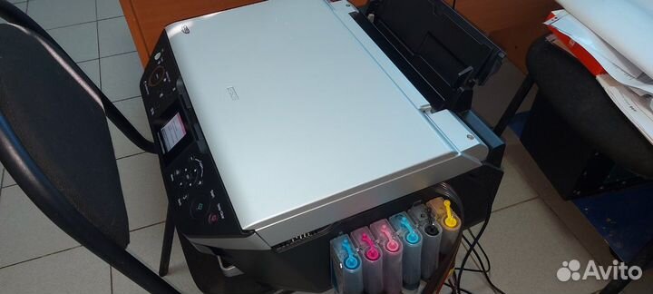 Цветной принтер Epson photo RX 690 на з/ч