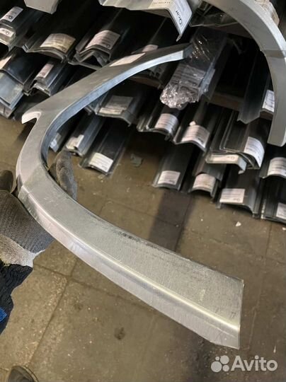 Арка правая Subaru Forester SF 1997-2002