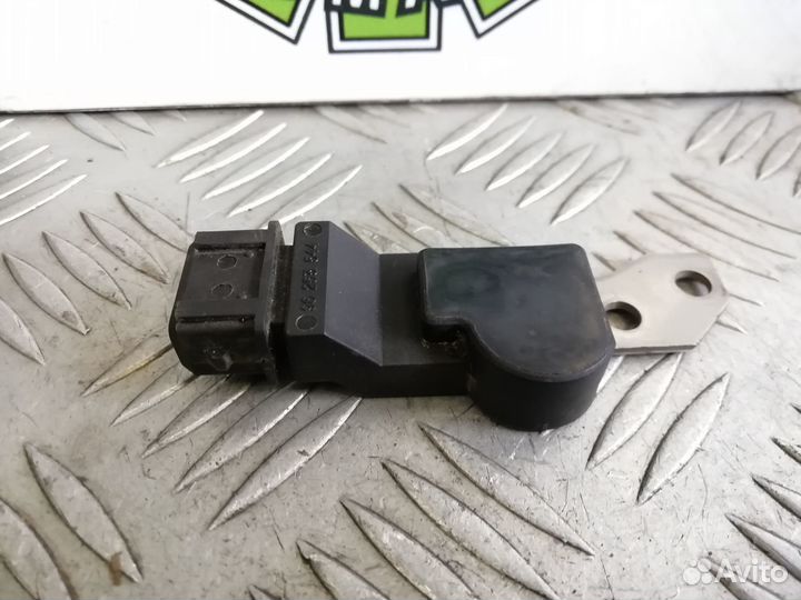 Датчик положения распредвала Chevrolet Lacetti 08г