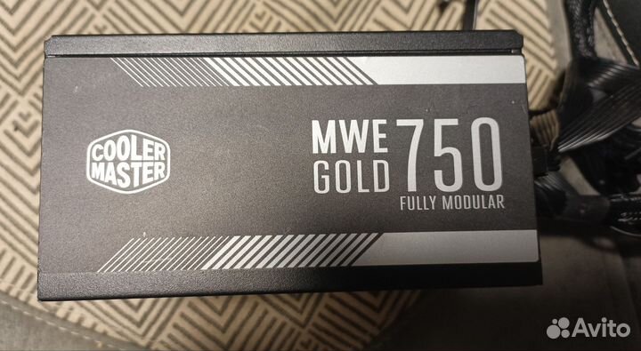 Блок питания 750w cooler master