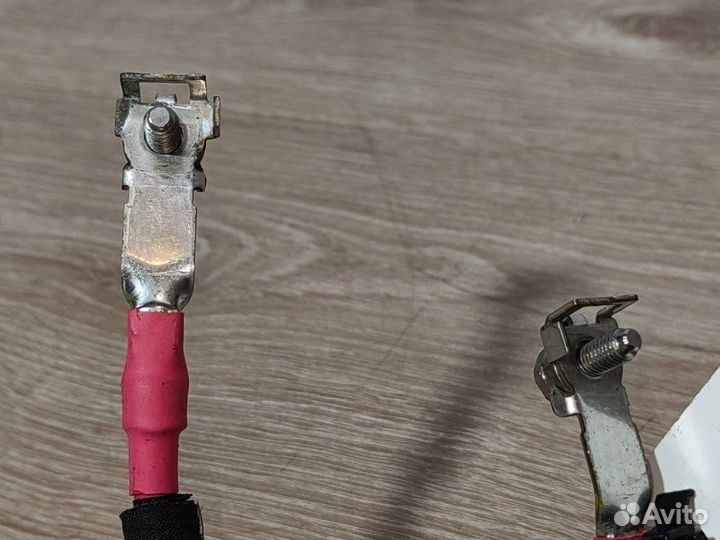 Провод аккумулятора Bmw 5 F10 N63B44 2011