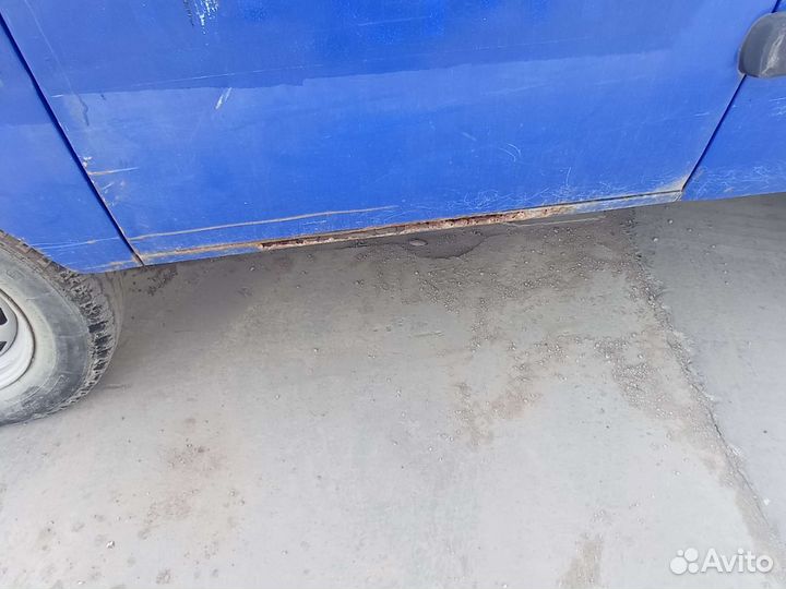 На разбор УАЗ 2012Г