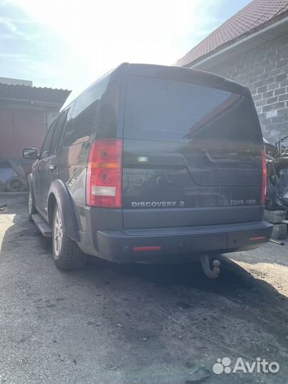 В разборе Land Rover Discovery 3