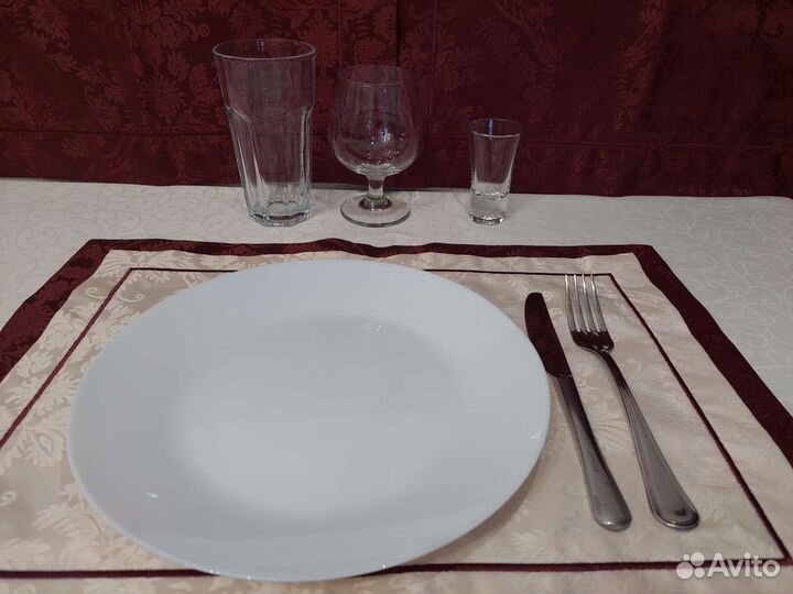 Аренда столов и стульев, посуда, скатери