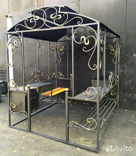 Беседка мангал для дачи