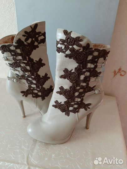 Сапоги на каблуке (осень,весна)