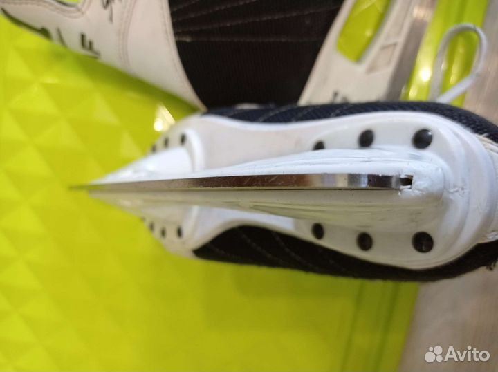 Коньки хоккейные graf