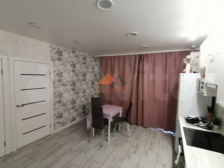 3-к. квартира, 56 м², 1/15 эт.